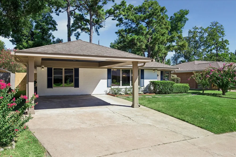 2226 Lamonte Lane Houston, TX 77018