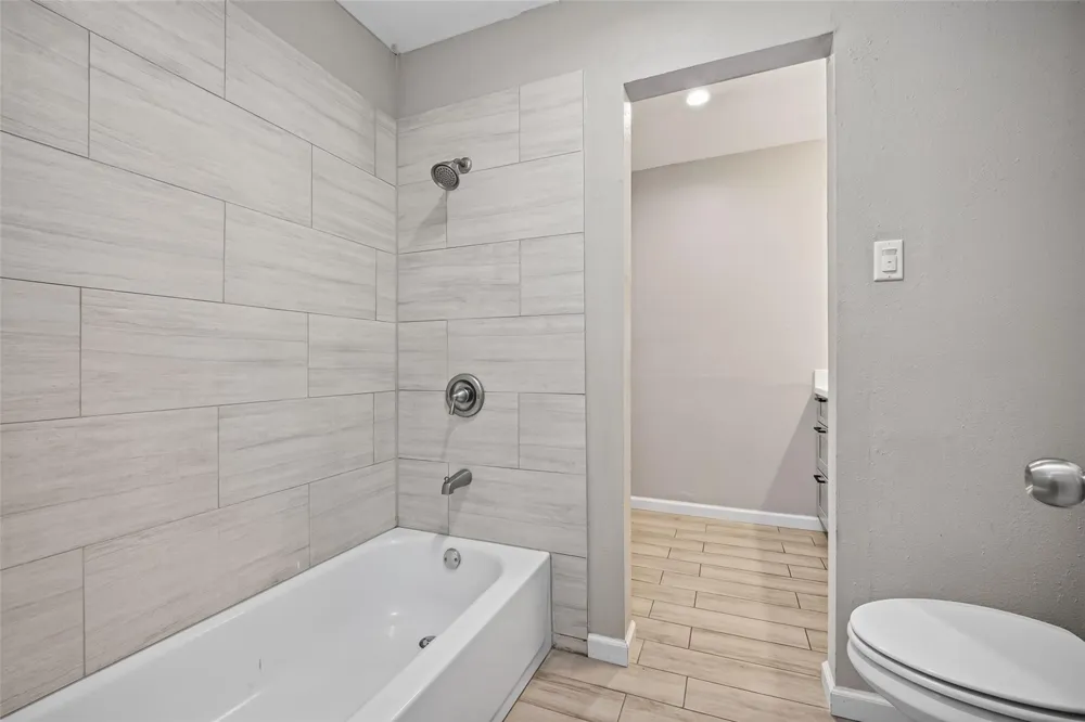 8430 Gallahad Street Houston, TX 77078