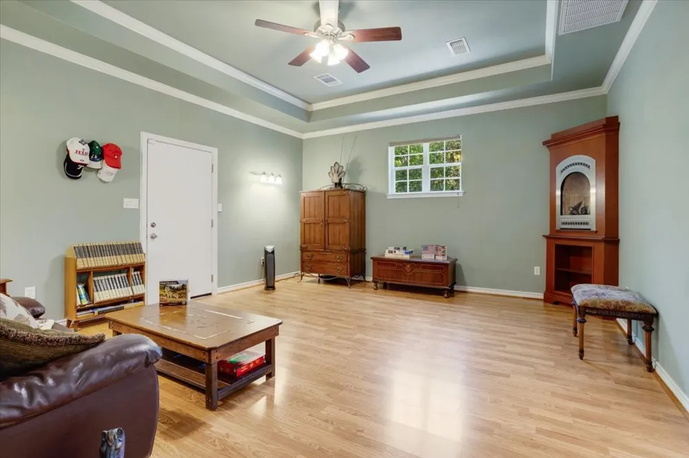 1091 Cedar Hills Drive Denison, TX 75021