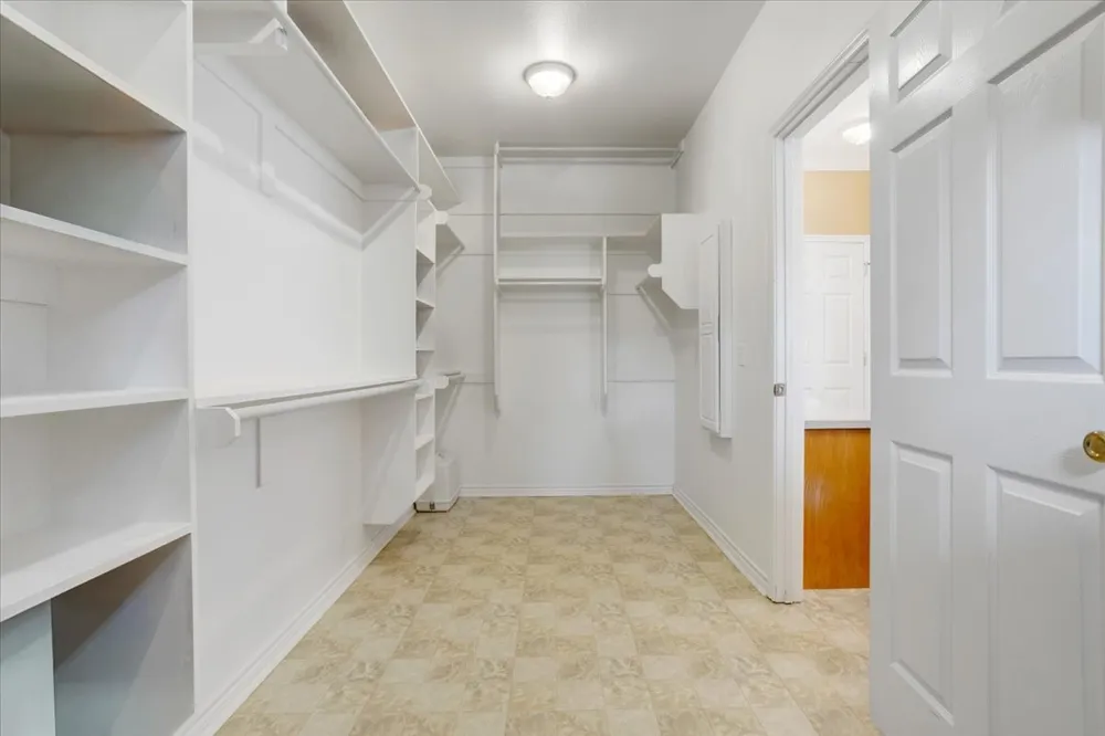 1091 Cedar Hills Drive Denison, TX 75021