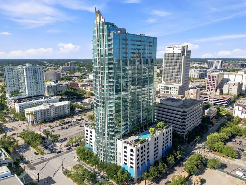 777 ASHLEY DRIVE #910 Tampa, FL 33602