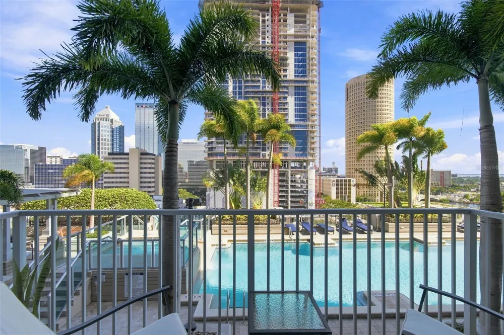 777 ASHLEY DRIVE #910 Tampa, FL 33602