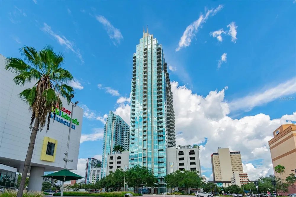 777 ASHLEY DRIVE #910 Tampa, FL 33602