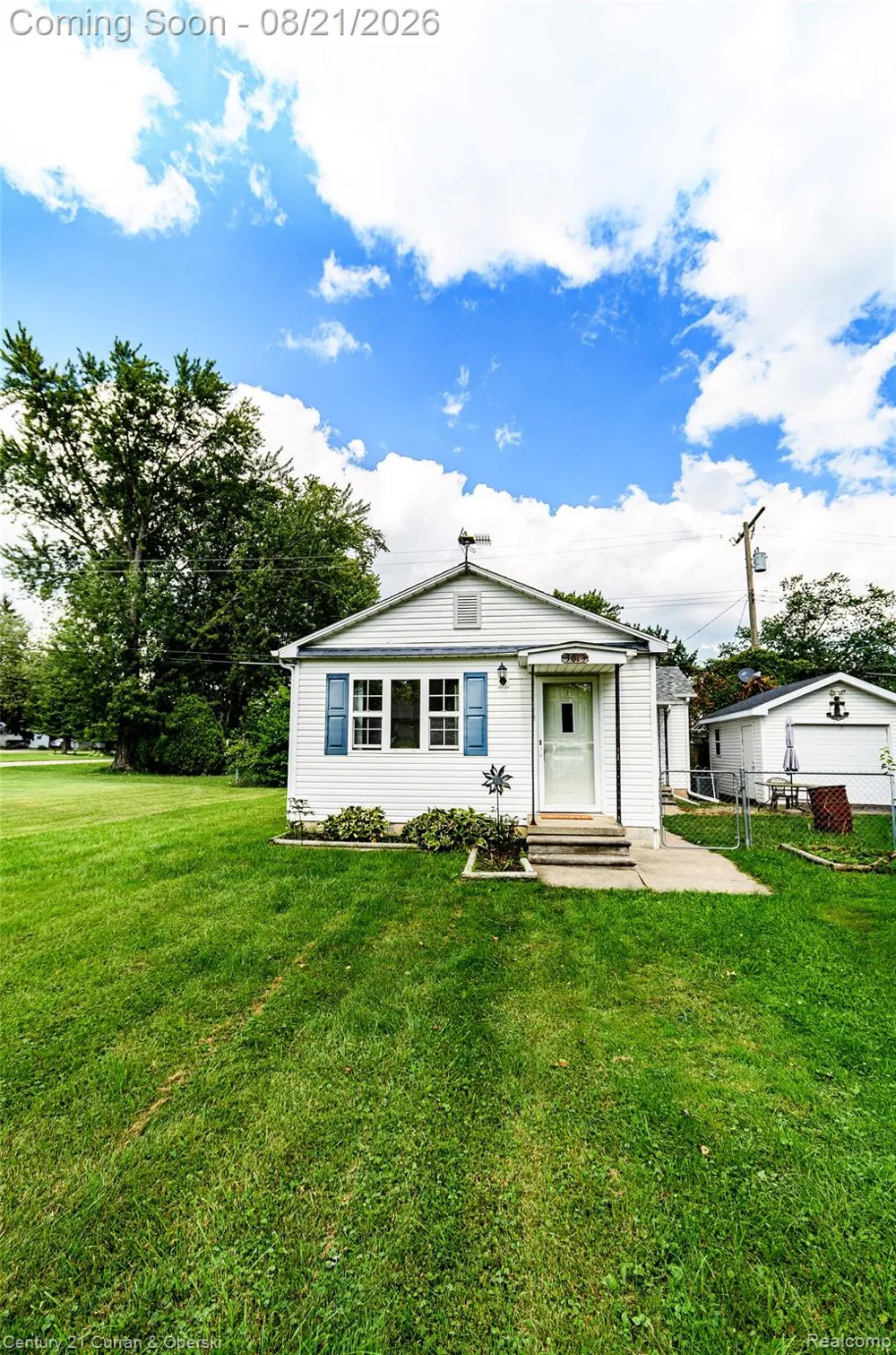 3013 Lakeview Street Frenchtown Township, MI 48162