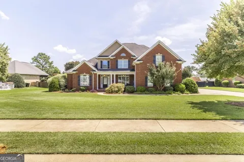 203 Avondale Circle