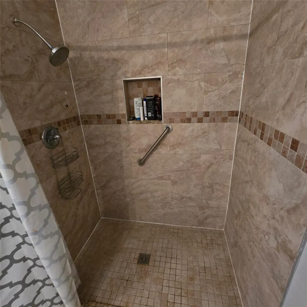 108 CHRIS COURT Davenport, FL 33896
