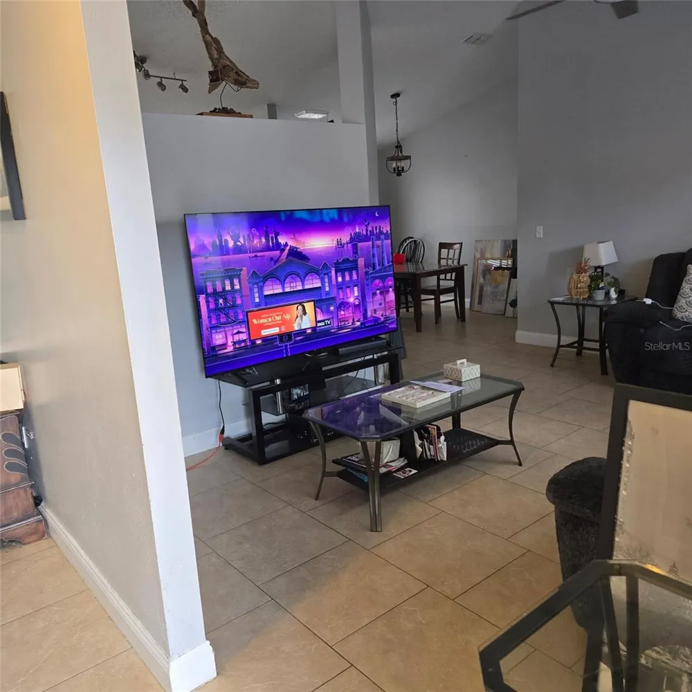 108 CHRIS COURT Davenport, FL 33896