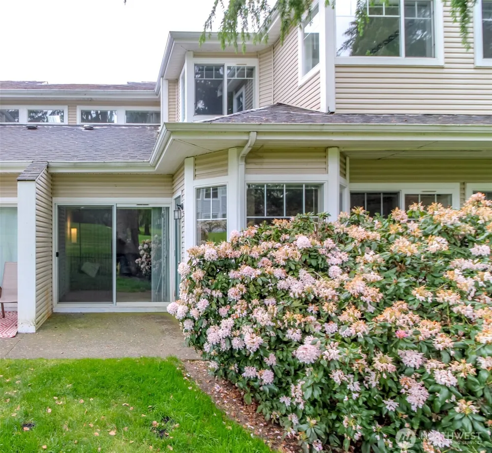 4714 Fairwood Blvd NE #703 Tacoma, WA 98422