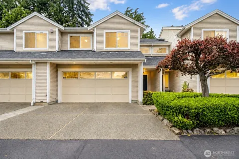 4714 Fairwood Blvd NE #703