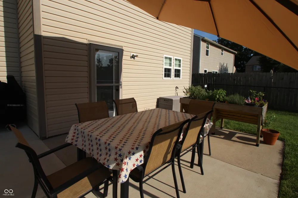 4154 Taunton Court Plainfield, IN 46168