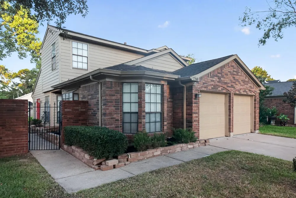 7760 High Village Drive Houston, TX 77095
