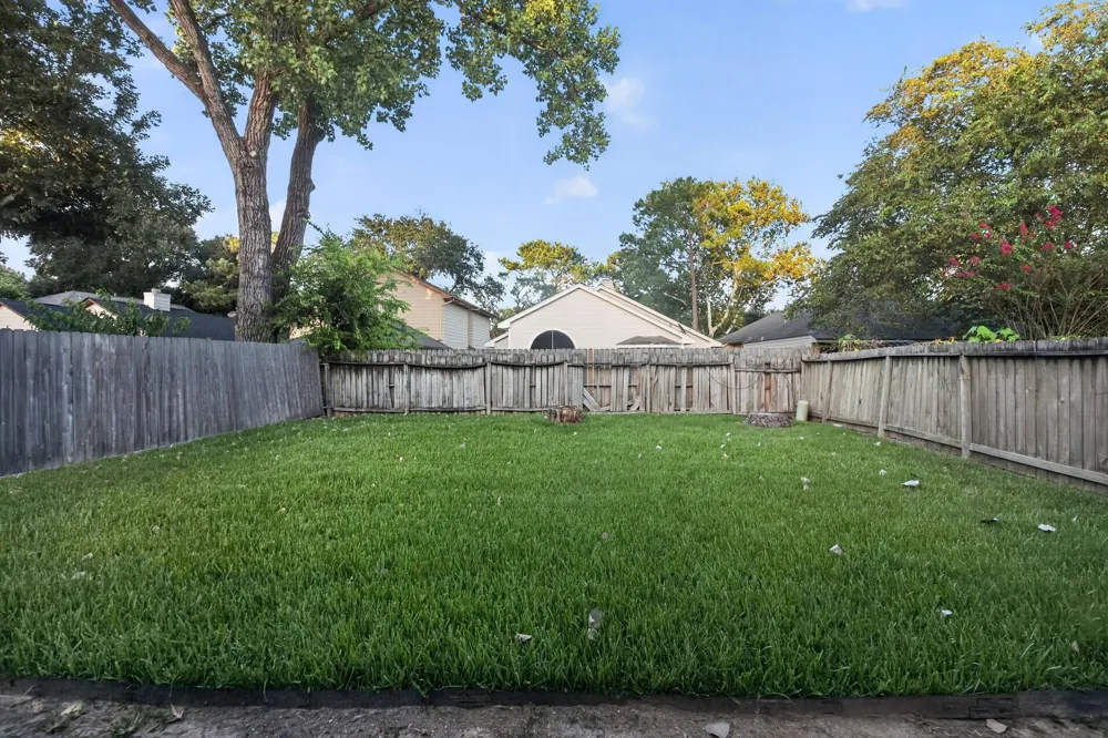7760 High Village Drive Houston, TX 77095