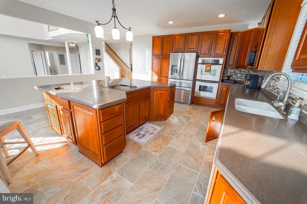 213 REMI DRIVE New Castle, DE 19720