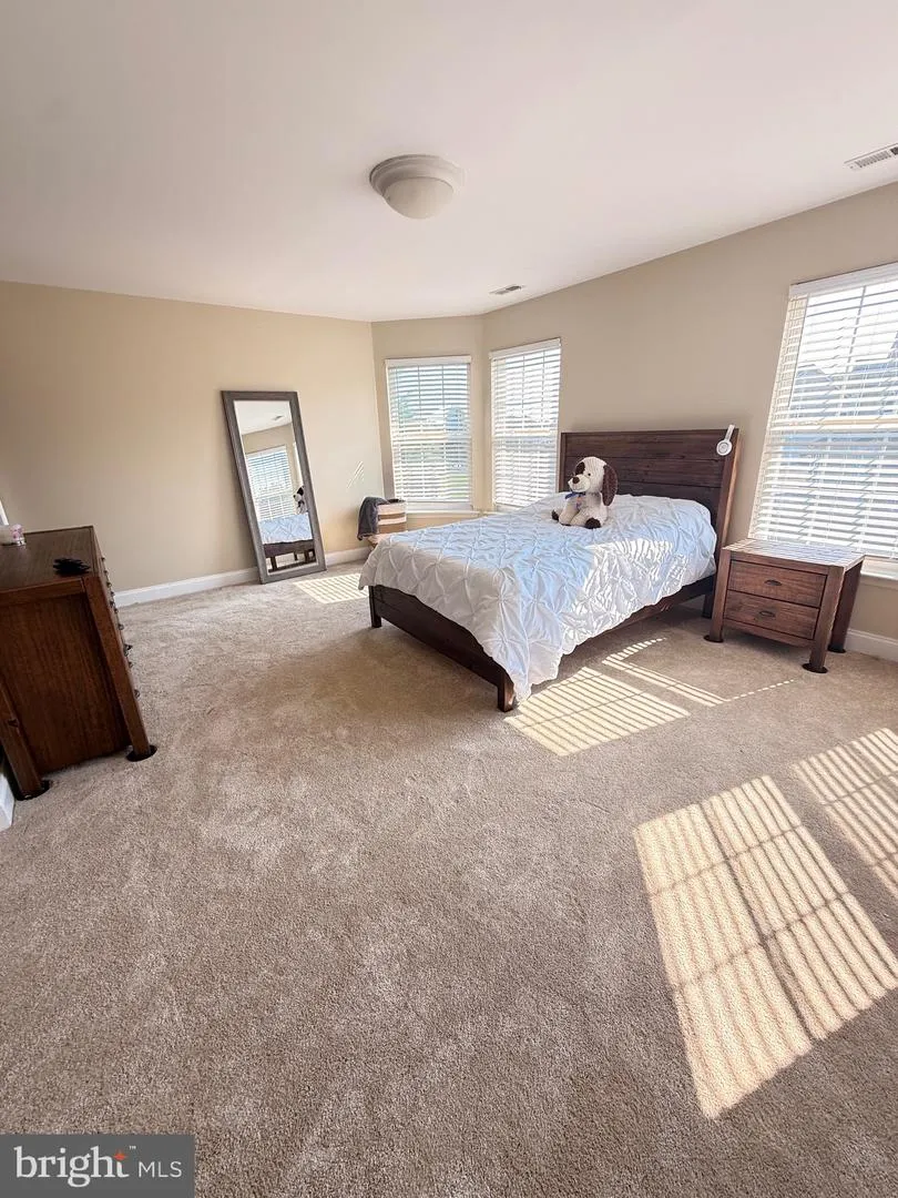 213 REMI DRIVE New Castle, DE 19720