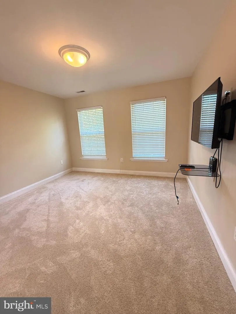 213 REMI DRIVE New Castle, DE 19720