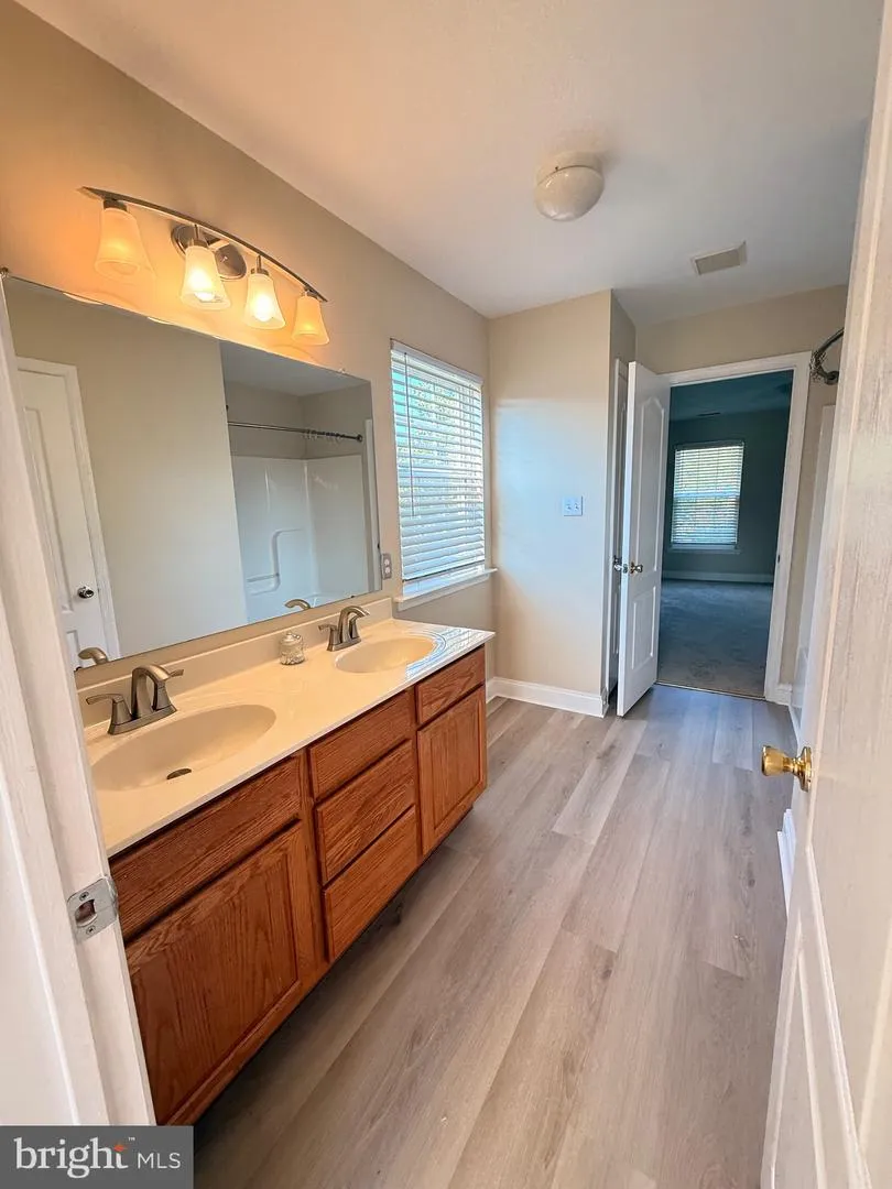 213 REMI DRIVE New Castle, DE 19720