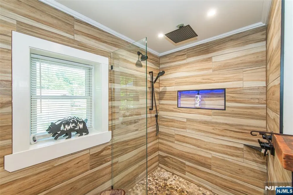 48 Lakeside Avenue Hardyston, NJ 07460