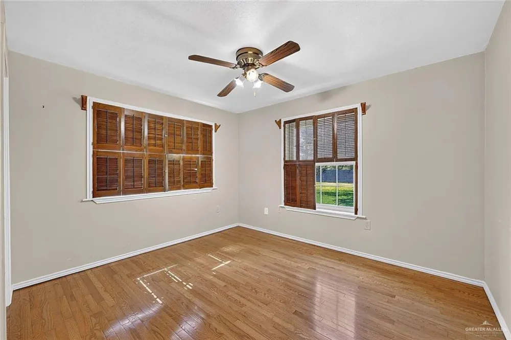 321 W Expressway 83 Penitas, TX 78576