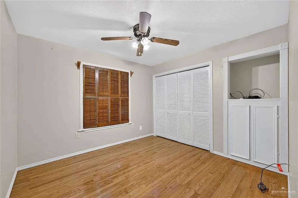 321 W Expressway 83 Penitas, TX 78576