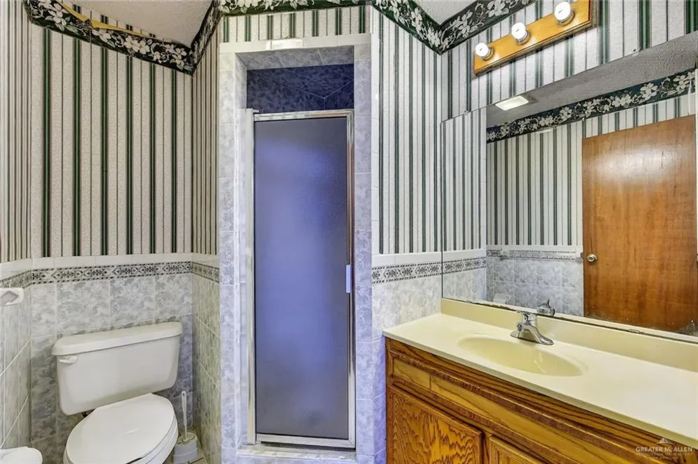 321 W Expressway 83 Penitas, TX 78576