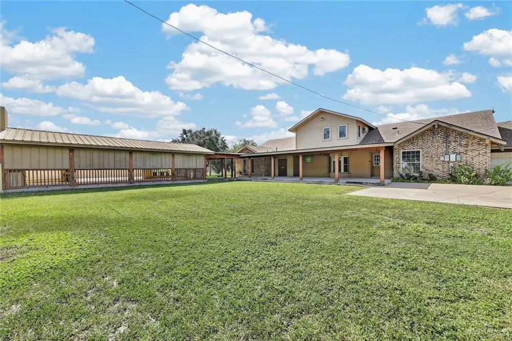 321 W Expressway 83 Penitas, TX 78576