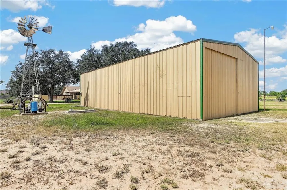 321 W Expressway 83 Penitas, TX 78576