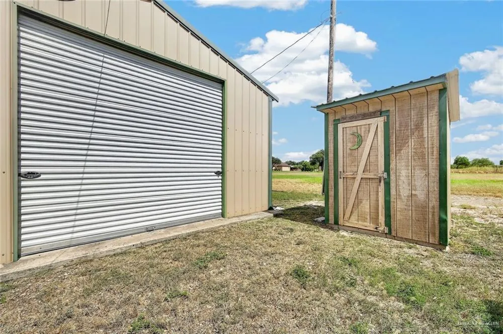 321 W Expressway 83 Penitas, TX 78576