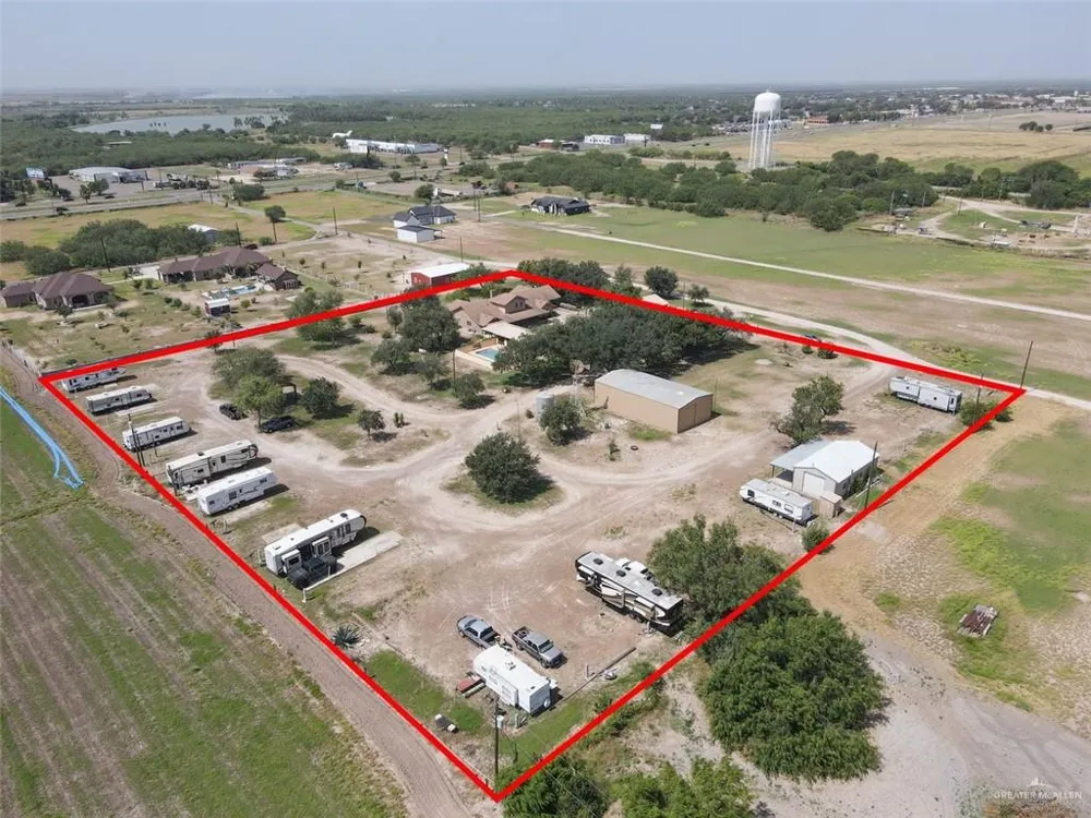 321 W Expressway 83 Penitas, TX 78576