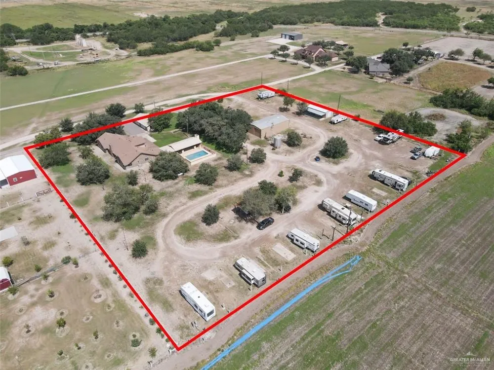 321 W Expressway 83 Penitas, TX 78576