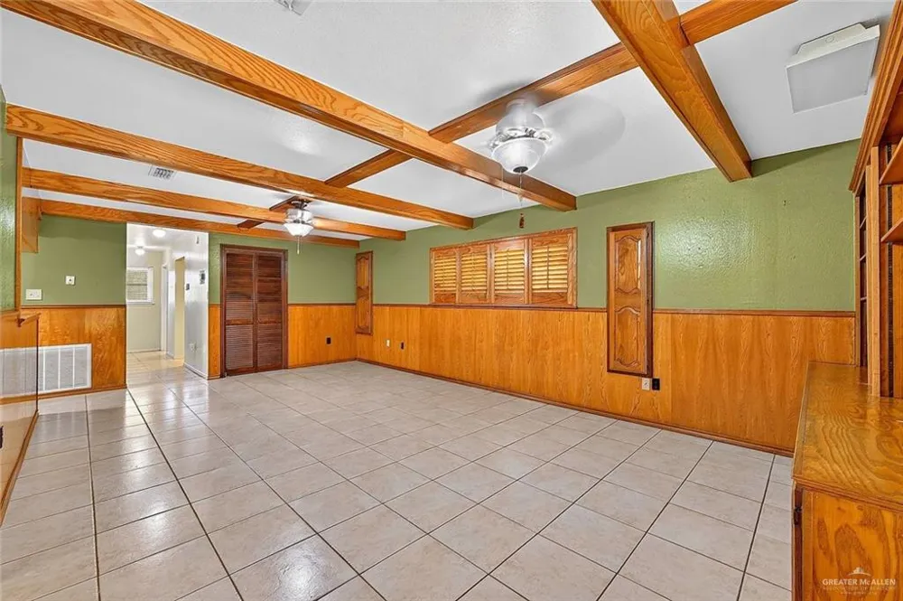 321 W Expressway 83 Penitas, TX 78576
