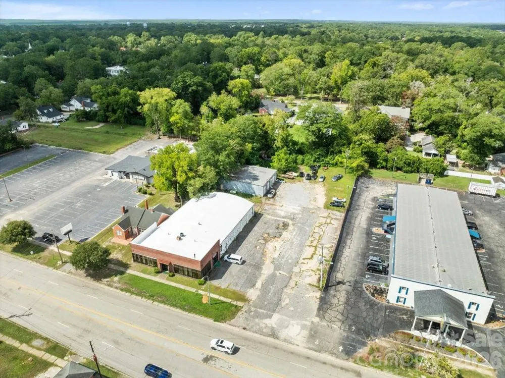 319 2nd Street Cheraw, SC 29520