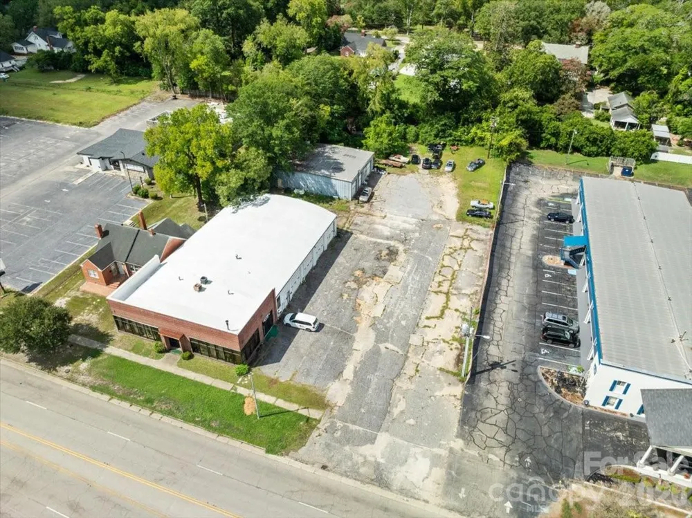 319 2nd Street Cheraw, SC 29520