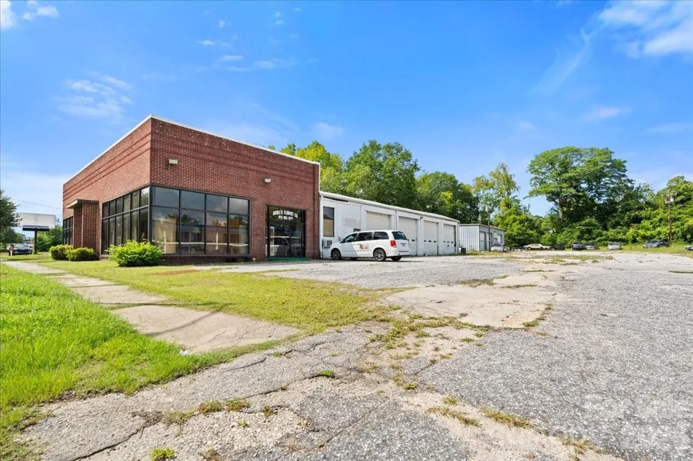 319 2nd Street Cheraw, SC 29520
