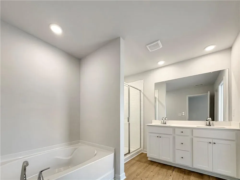 7449 Quinn Place Flowery Branch, GA 30542