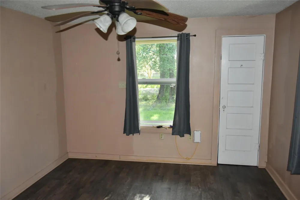 602 S Fair Street Crockett, TX 75835