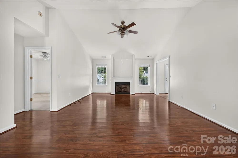 123 Lanceford Circle Fletcher, NC 28732