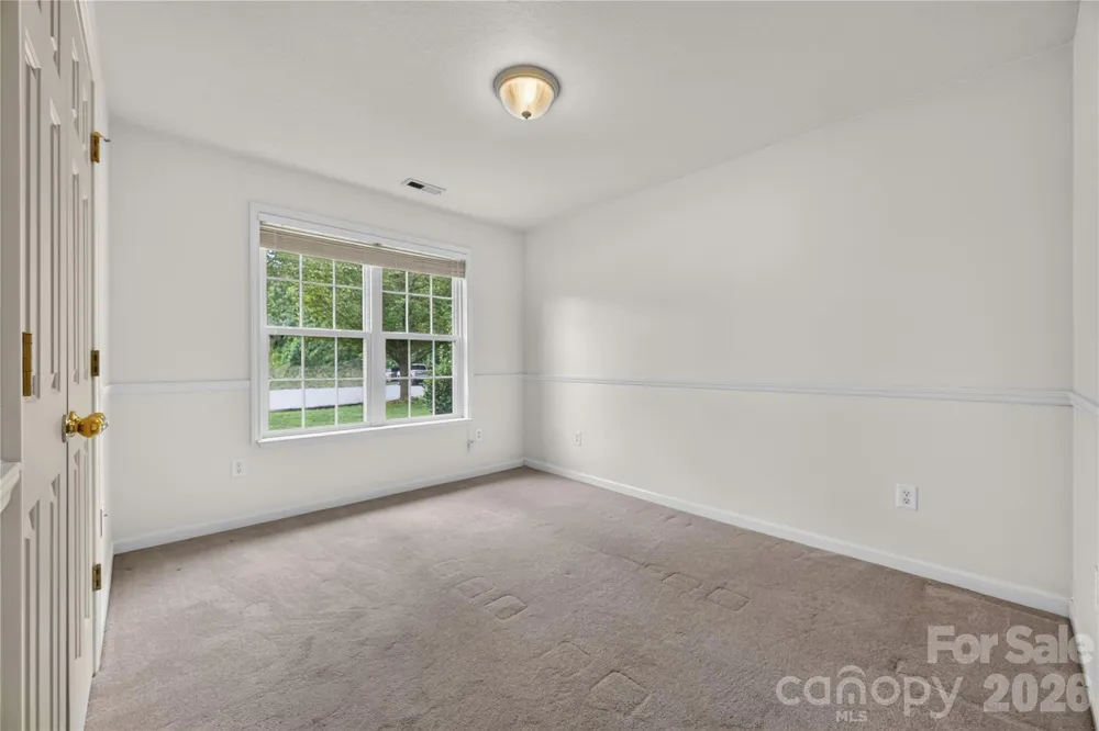 123 Lanceford Circle Fletcher, NC 28732
