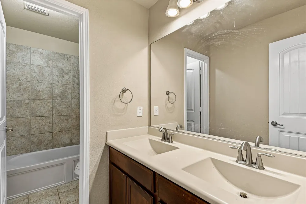 11620 Aquilla Drive Frisco, TX 75036