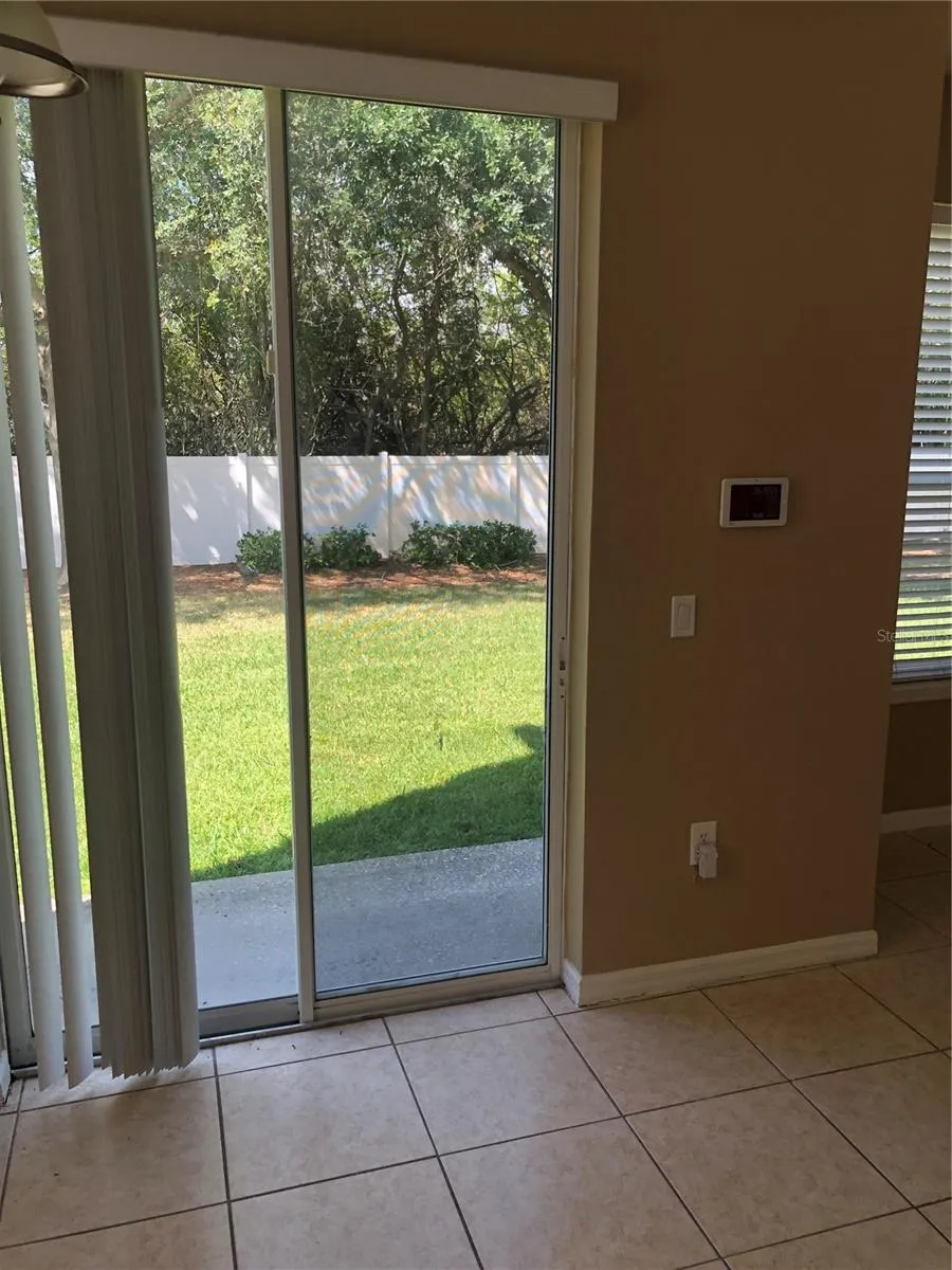 1993 ESTANCIA CIRCLE #B Kissimmee, FL 34741