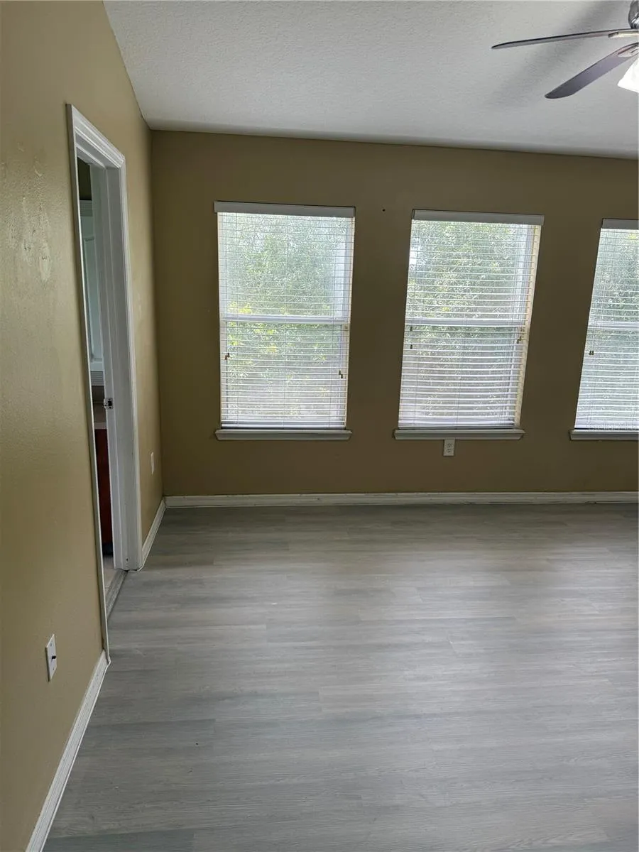 1993 ESTANCIA CIRCLE #B Kissimmee, FL 34741