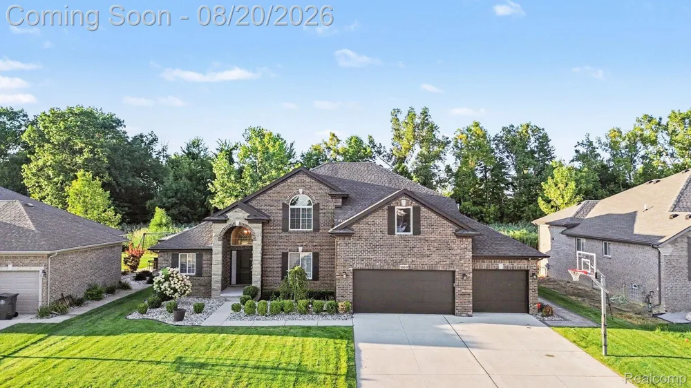 53319 Joann Marie Drive Chesterfield Township, MI 48047