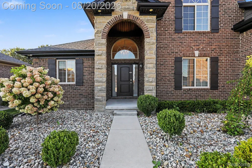 53319 Joann Marie Drive Chesterfield Township, MI 48047