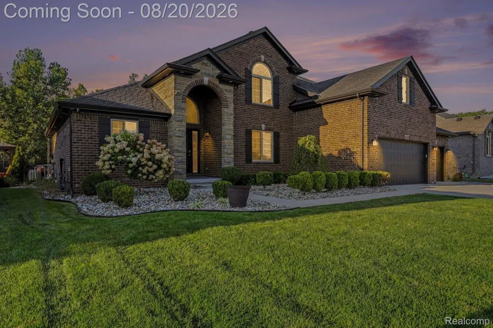 53319 Joann Marie Drive Chesterfield Township, MI 48047