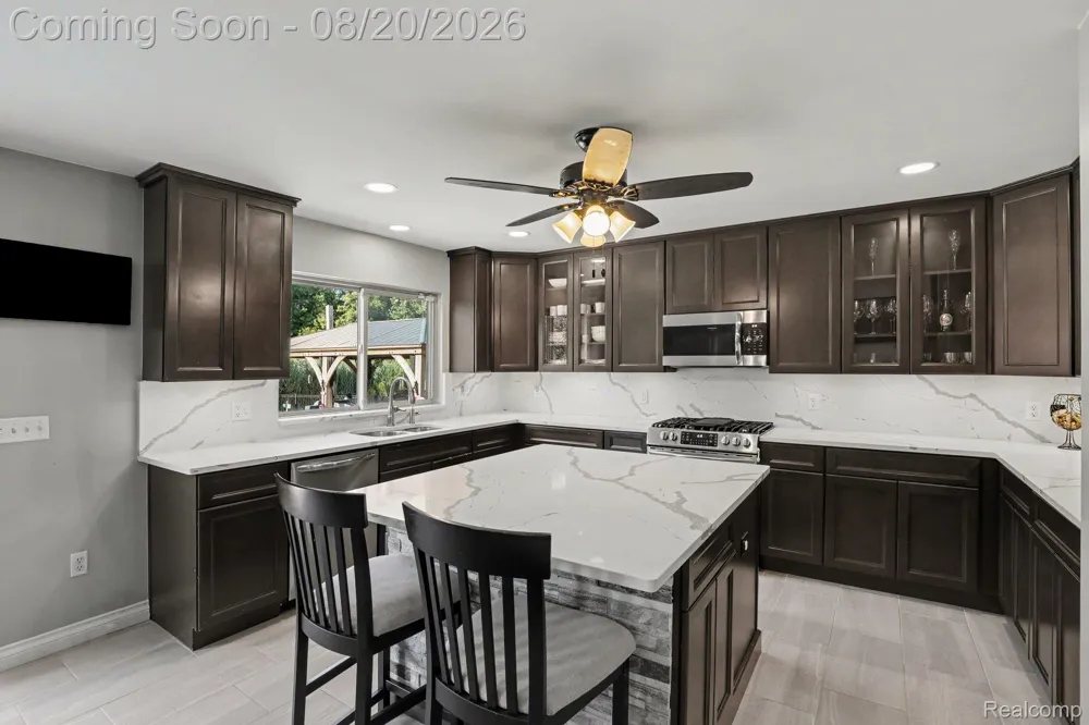 53319 Joann Marie Drive Chesterfield Township, MI 48047