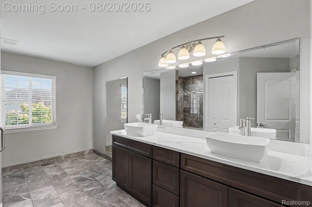 53319 Joann Marie Drive Chesterfield Township, MI 48047