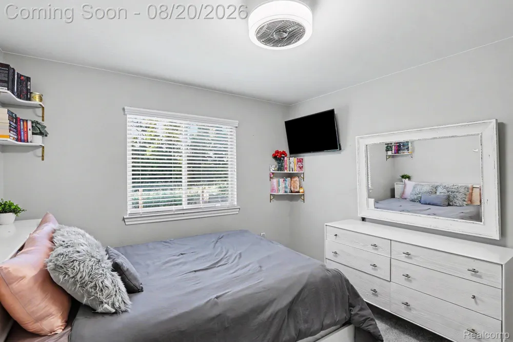 53319 Joann Marie Drive Chesterfield Township, MI 48047