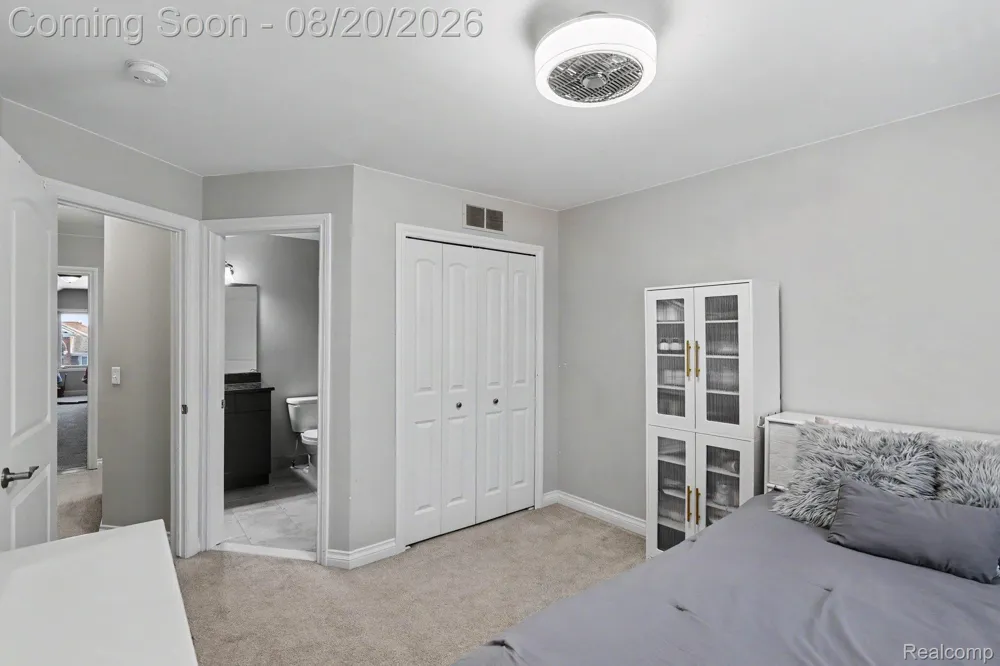 53319 Joann Marie Drive Chesterfield Township, MI 48047