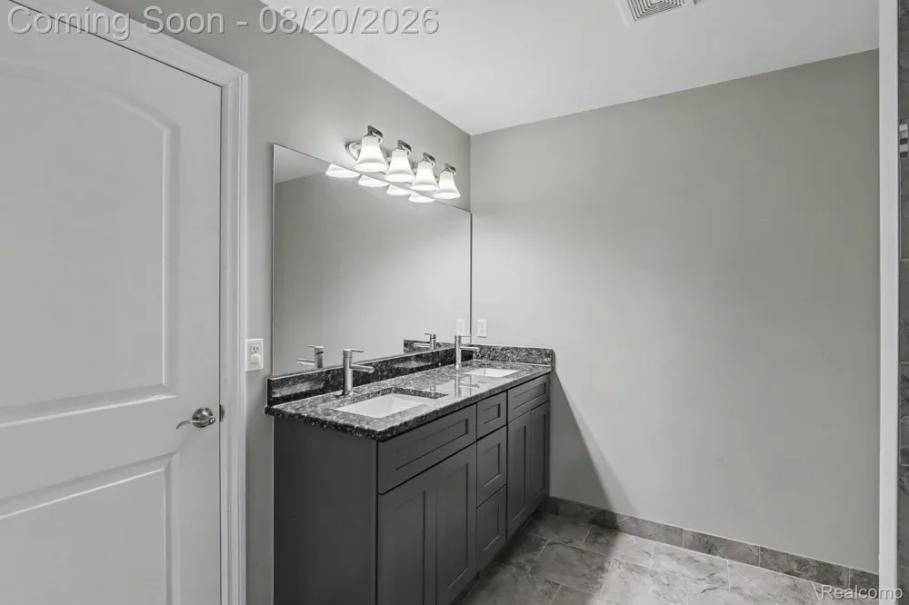 53319 Joann Marie Drive Chesterfield Township, MI 48047