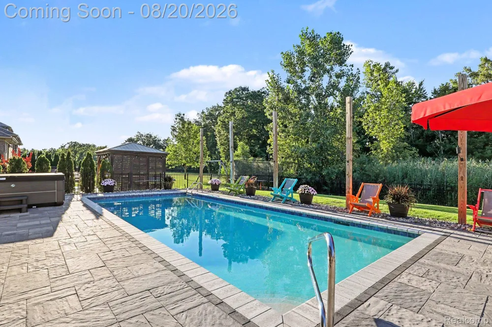53319 Joann Marie Drive Chesterfield Township, MI 48047