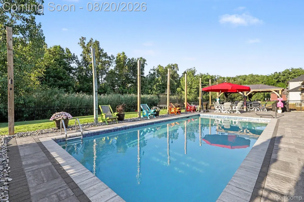 53319 Joann Marie Drive Chesterfield Township, MI 48047